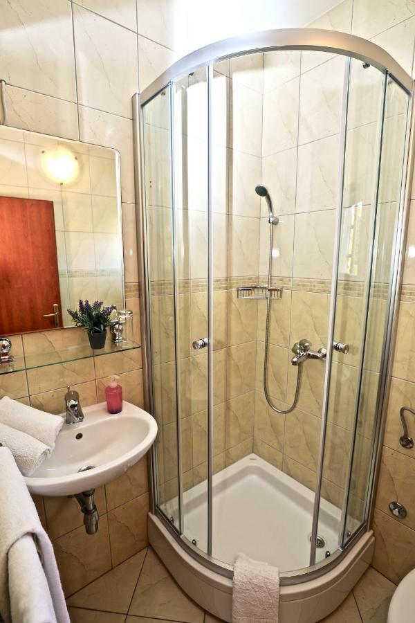 Apartments Ida Сучурай Экстерьер фото
